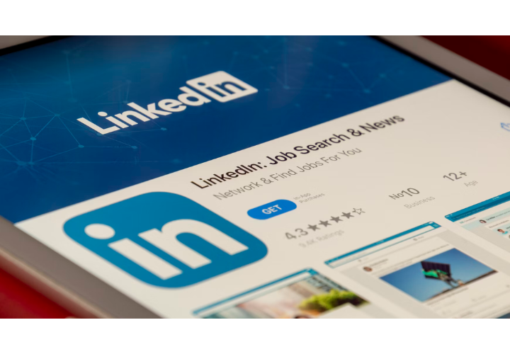 How-to-Optimize-Your-LinkedIn-Profile-for-Personal-Branding